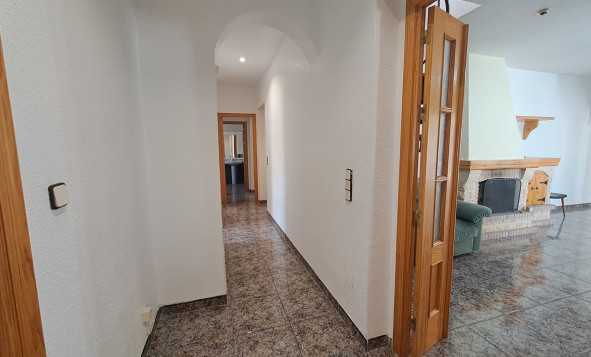 Herverkoop - 3. Halfvrijstaand huis - Villamartin - Costa Blanca Zuid