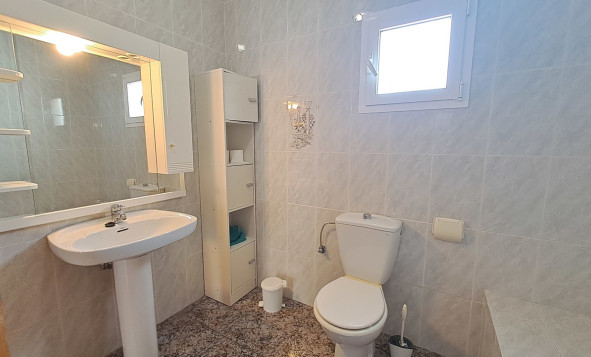 Herverkoop - 3. Halfvrijstaand huis - Villamartin - Costa Blanca Zuid