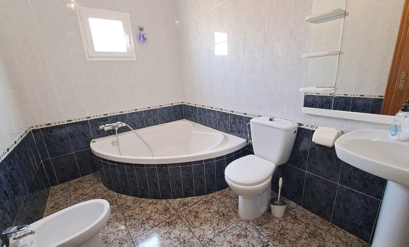 Herverkoop - 3. Halfvrijstaand huis - Villamartin - Costa Blanca Zuid