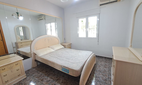 Herverkoop - 3. Halfvrijstaand huis - Villamartin - Costa Blanca Zuid