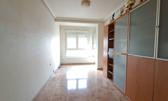 Herverkoop - 1. Appartement / flat - Torrevieja - Costa Blanca Zuid
