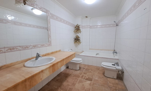 Herverkoop - 1. Appartement / flat - Torrevieja - Costa Blanca Zuid