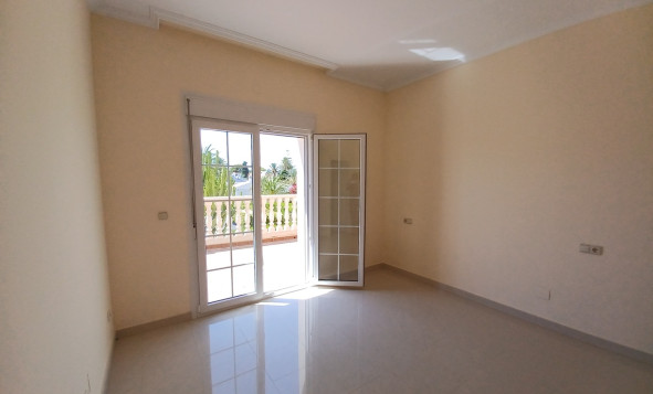 Herverkoop - 3. Halfvrijstaand huis - Cabo Roig - Costa Blanca Zuid