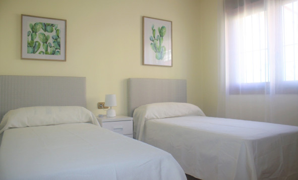 Herverkoop - 3. Halfvrijstaand huis - Los Altos - Costa Blanca Zuid