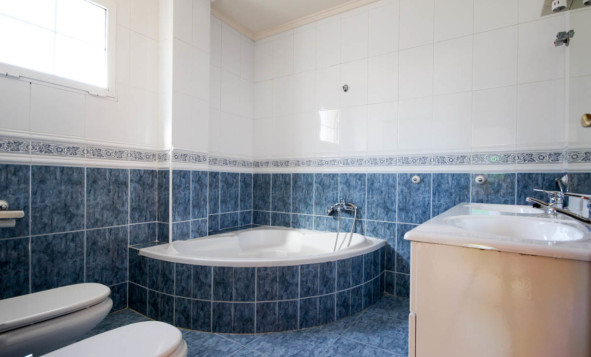 Herverkoop - 3. Halfvrijstaand huis - La Zenia - Costa Blanca Zuid