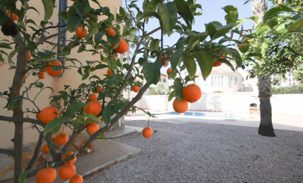 Herverkoop - 3. Halfvrijstaand huis - La Zenia - Costa Blanca Zuid