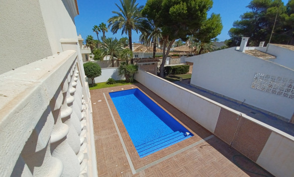 Herverkoop - 3. Halfvrijstaand huis - Cabo Roig - Costa Blanca Zuid