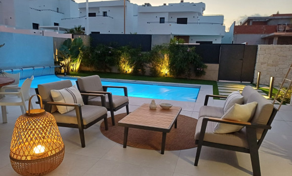 Herverkoop - 3. Halfvrijstaand huis - Ciudad Quesada - Costa Blanca Zuid