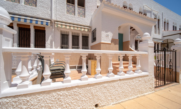 Herverkoop - 3. Halfvrijstaand huis - Torrevieja - Costa Blanca Zuid