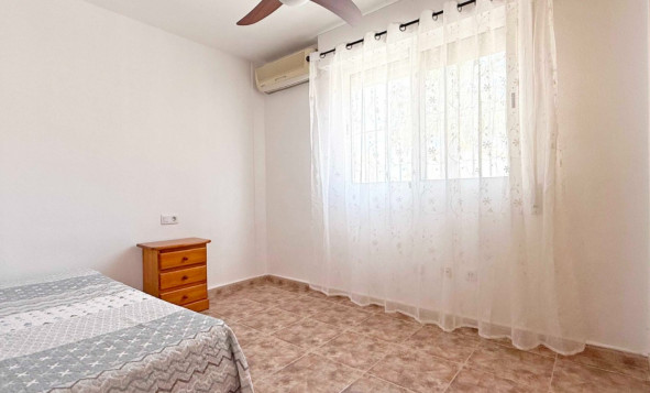 Herverkoop - 4. Halfvrijstaande villa - Orihuela Costa - Costa Blanca Zuid