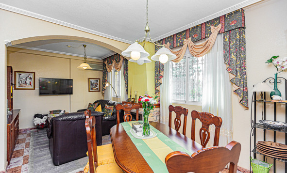 Herverkoop - 3. Halfvrijstaand huis - La Zenia - Costa Blanca Zuid