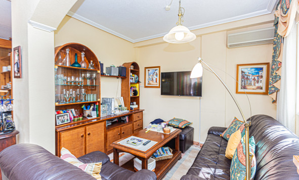 Herverkoop - 3. Halfvrijstaand huis - La Zenia - Costa Blanca Zuid