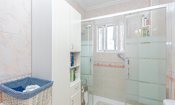 Herverkoop - 3. Halfvrijstaand huis - La Zenia - Costa Blanca Zuid