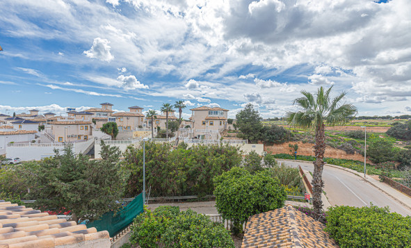 Herverkoop - 3. Halfvrijstaand huis - La Zenia - Costa Blanca Zuid