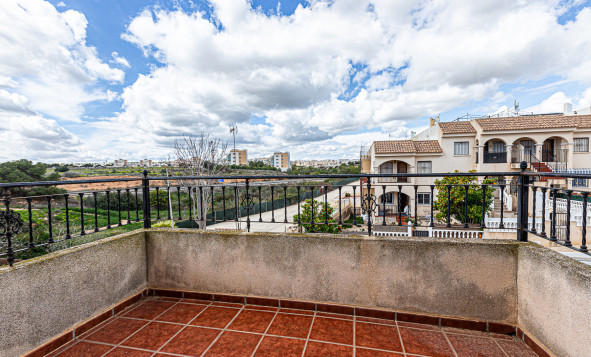 Herverkoop - 3. Halfvrijstaand huis - La Zenia - Costa Blanca Zuid