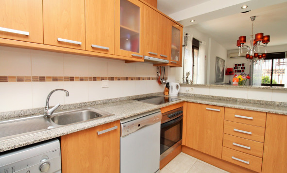 Reventa - 3. Casa pareada - Villamartin - Costa Blanca Sur