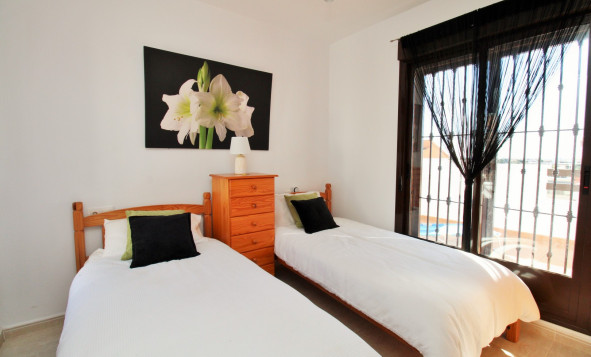 Reventa - 3. Casa pareada - Villamartin - Costa Blanca Sur