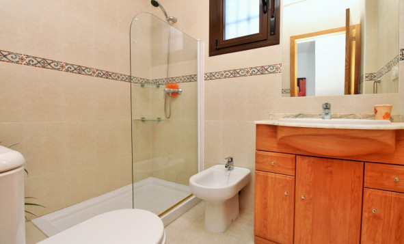 Reventa - 3. Casa pareada - Villamartin - Costa Blanca Sur