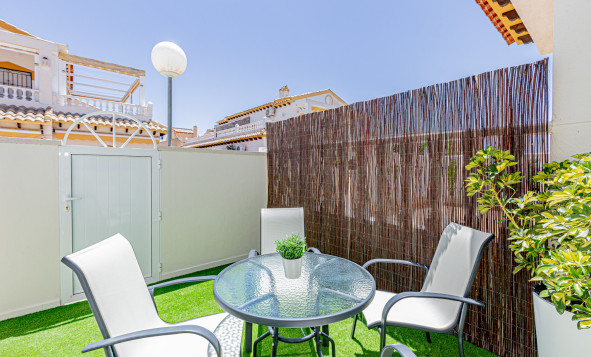 Herverkoop - 2. Town house / tussenwoning - Los Altos - Costa Blanca Zuid