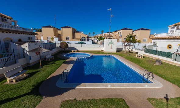 Herverkoop - 2. Town house / tussenwoning - Los Altos - Costa Blanca Zuid