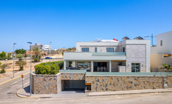 Herverkoop - 3. Halfvrijstaand huis - Benijofar - Costa Blanca Zuid