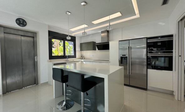 Reventa - 3. Casa pareada - San Miguel de Salinas - Costa Blanca Sur