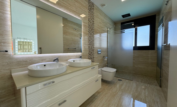 Reventa - 3. Casa pareada - San Miguel de Salinas - Costa Blanca Sur