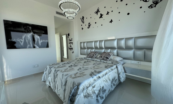 Reventa - 3. Casa pareada - San Miguel de Salinas - Costa Blanca Sur