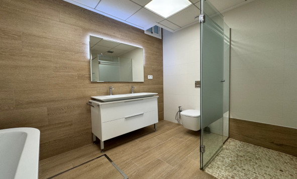 Reventa - 3. Casa pareada - San Miguel de Salinas - Costa Blanca Sur