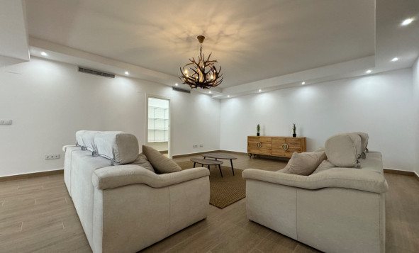 Reventa - 3. Casa pareada - San Miguel de Salinas - Costa Blanca Sur