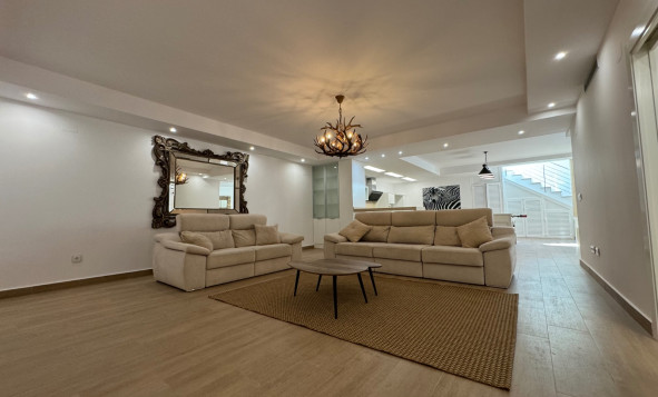 Reventa - 3. Casa pareada - San Miguel de Salinas - Costa Blanca Sur