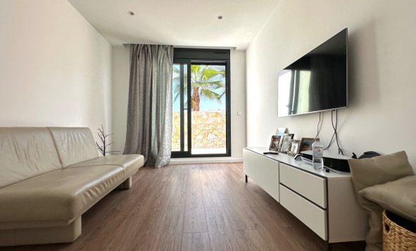 Herverkoop - 3. Halfvrijstaand huis - Las Colinas Golf and Country Club - Costa Blanca Zuid