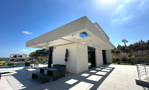 Herverkoop - 3. Halfvrijstaand huis - Las Colinas Golf and Country Club - Costa Blanca Zuid