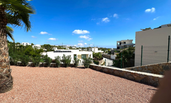 Herverkoop - 3. Halfvrijstaand huis - Las Colinas Golf and Country Club - Costa Blanca Zuid