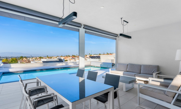 Herverkoop - 3. Halfvrijstaand huis - Benijofar - Costa Blanca Zuid