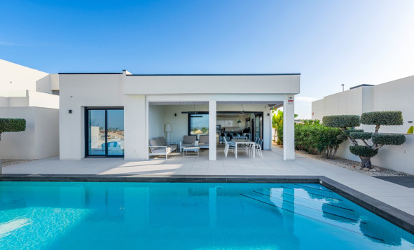 Herverkoop - 3. Halfvrijstaand huis - Benijofar - Costa Blanca Zuid