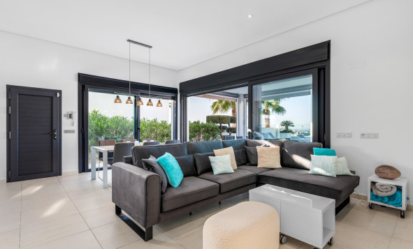 Herverkoop - 3. Halfvrijstaand huis - Benijofar - Costa Blanca Zuid