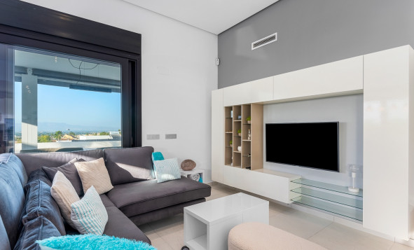 Herverkoop - 3. Halfvrijstaand huis - Benijofar - Costa Blanca Zuid