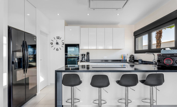 Herverkoop - 3. Halfvrijstaand huis - Benijofar - Costa Blanca Zuid