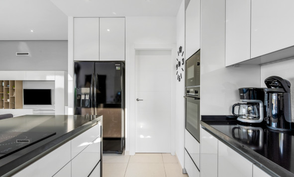 Herverkoop - 3. Halfvrijstaand huis - Benijofar - Costa Blanca Zuid