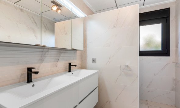 Herverkoop - 3. Halfvrijstaand huis - Benijofar - Costa Blanca Zuid