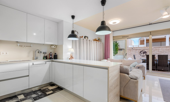 Herverkoop - 3. Halfvrijstaand huis - Orihuela Costa - Costa Blanca Zuid