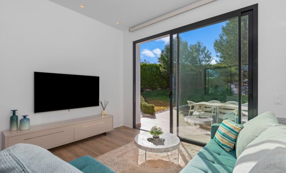 Herverkoop - 3. Halfvrijstaand huis - Las Colinas Golf and Country Club - Costa Blanca Zuid