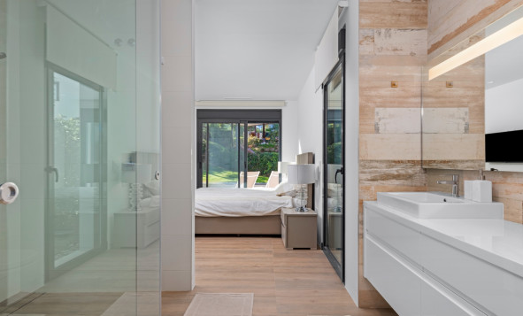 Herverkoop - 3. Halfvrijstaand huis - Las Colinas Golf and Country Club - Costa Blanca Zuid