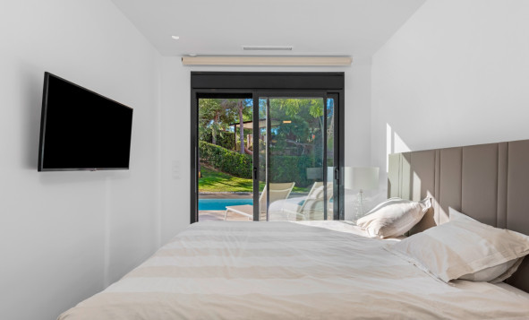 Herverkoop - 3. Halfvrijstaand huis - Las Colinas Golf and Country Club - Costa Blanca Zuid