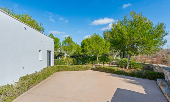 Herverkoop - 3. Halfvrijstaand huis - Las Colinas Golf and Country Club - Costa Blanca Zuid