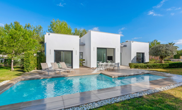 Herverkoop - 3. Halfvrijstaand huis - Las Colinas Golf and Country Club - Costa Blanca Zuid