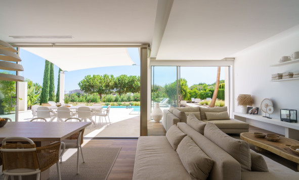 Herverkoop - 3. Halfvrijstaand huis - Las Colinas Golf and Country Club - Costa Blanca Zuid