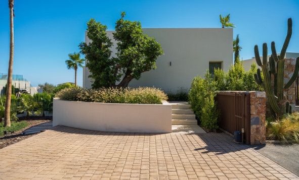 Herverkoop - 3. Halfvrijstaand huis - Las Colinas Golf and Country Club - Costa Blanca Zuid