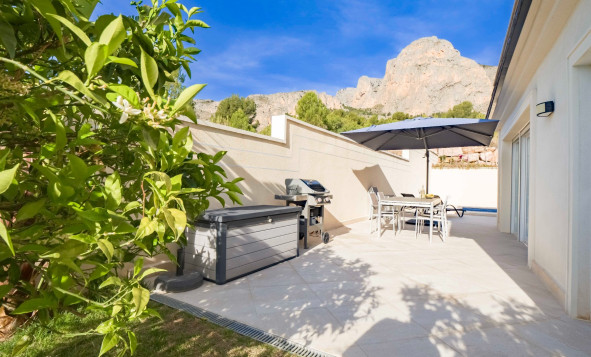 Resale - Villa - Polop - Benidorm